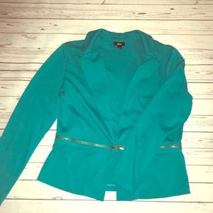 Fashionable turquoise Blazer.